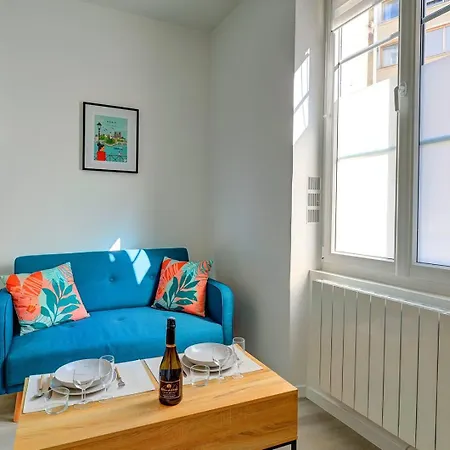 588 Emmeline - Superbe A Apartment *